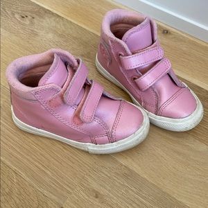Converse toddler